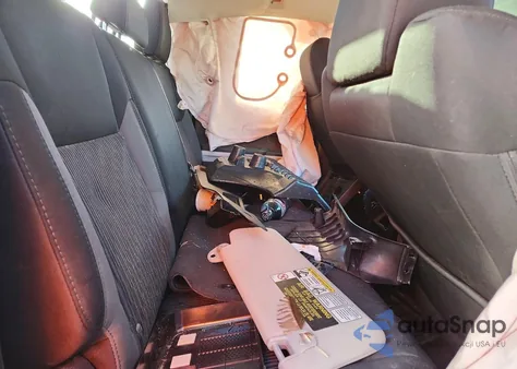 2015 Toyota Tundra Sr5 z USA, uszkodzony, nr VIN 5TFRM5F10FX089612